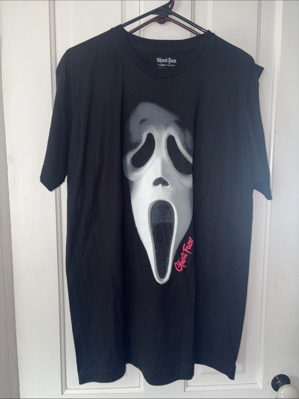 Ghost Face Black Graphic Tee – Iconic Scream Mask